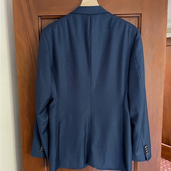 Suitsupply Napoli Suit in Sharkskin Blue VBC Wool (40L, 32” Waist / 32” Inseam) - Picture 3 of 10